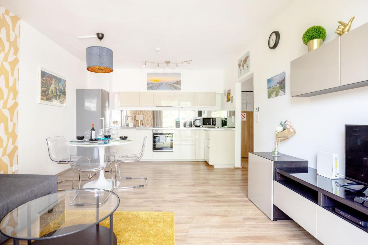Feel Home Superior # Free Parking # Balcony # Ac Будапеща Екстериор снимка