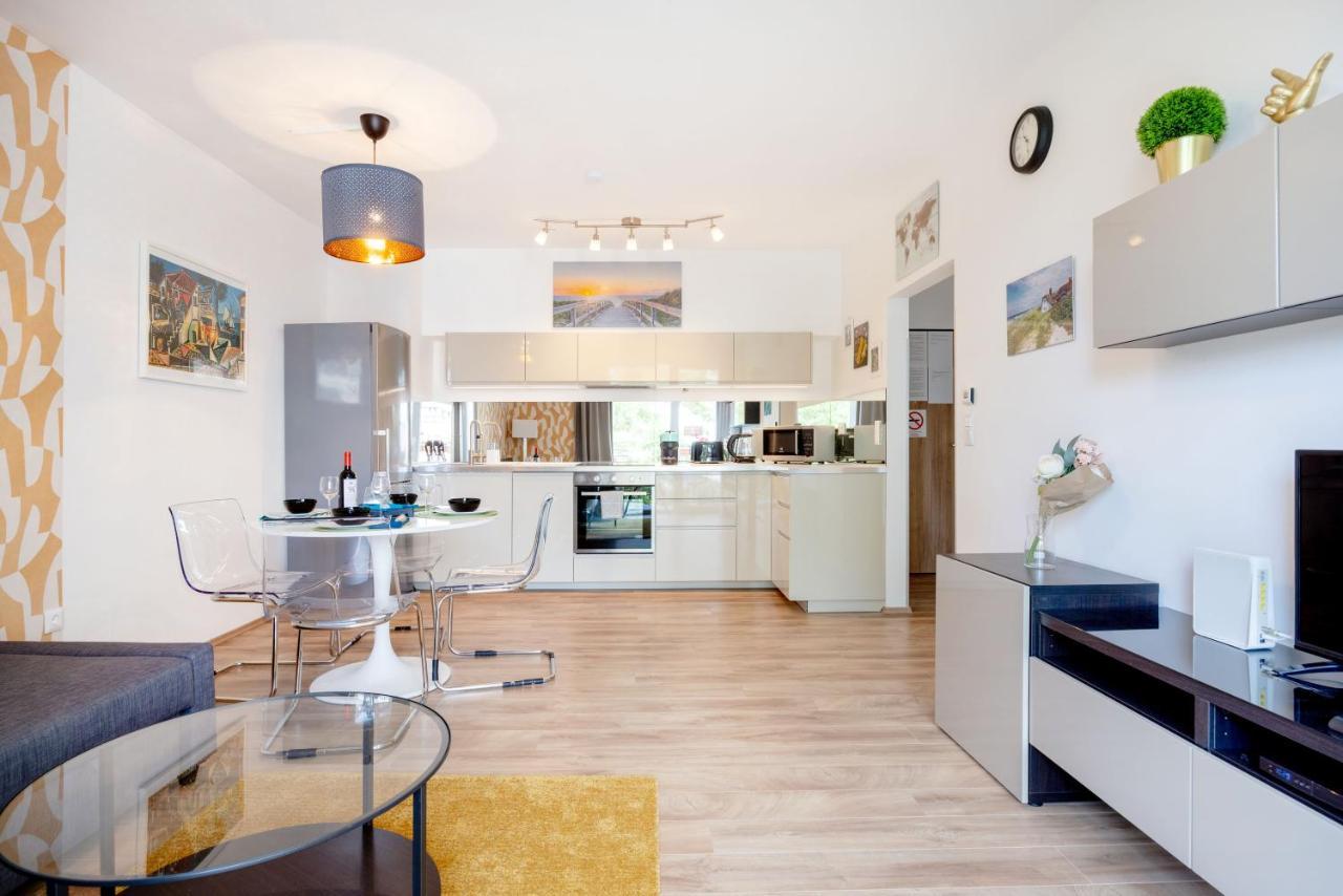 Feel Home Superior # Free Parking # Balcony # Ac Будапеща Екстериор снимка