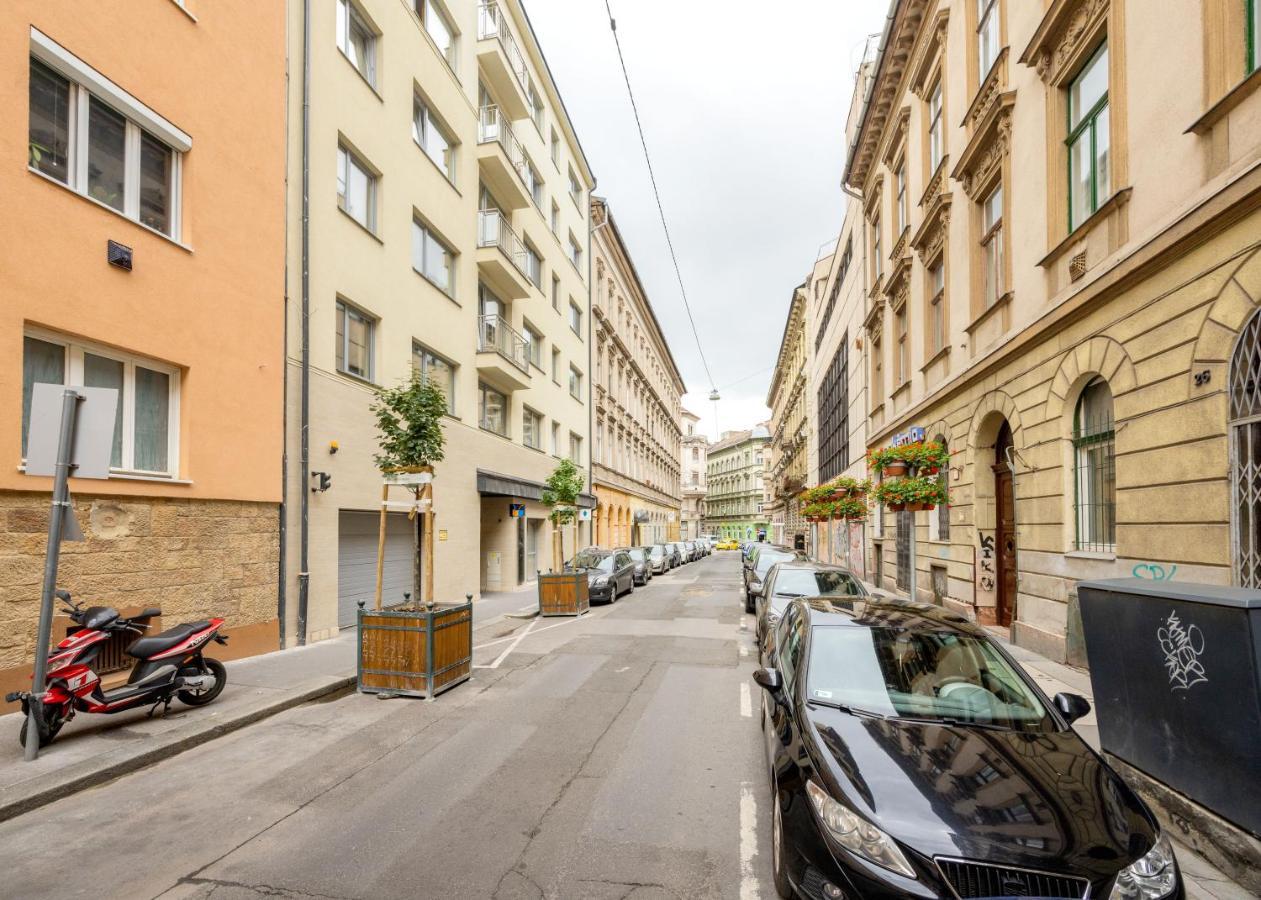 Feel Home Superior # Free Parking # Balcony # Ac Будапеща Екстериор снимка